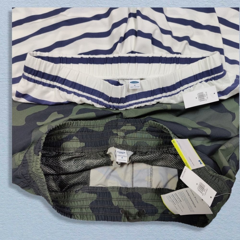 NWT OLD NAVY SHORTS LOT OF 2 - Picture 4 of 5